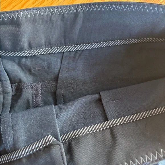 Vuori Men’s shorts - Picture 6 of 6